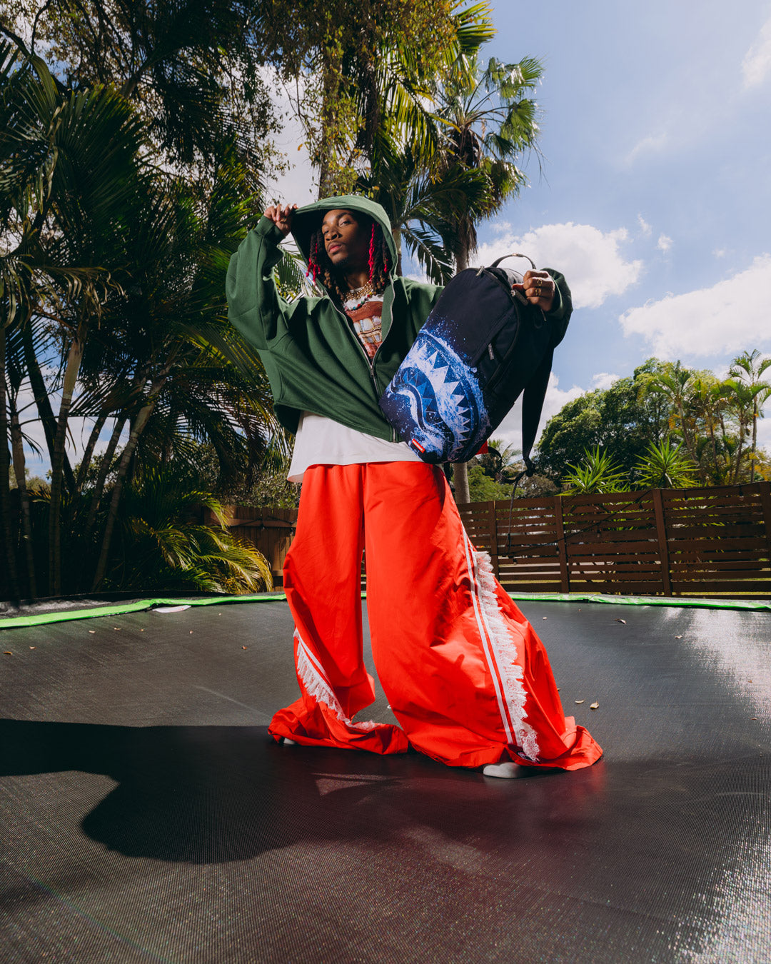 WAVEBREAKER SHARK BACKPACK